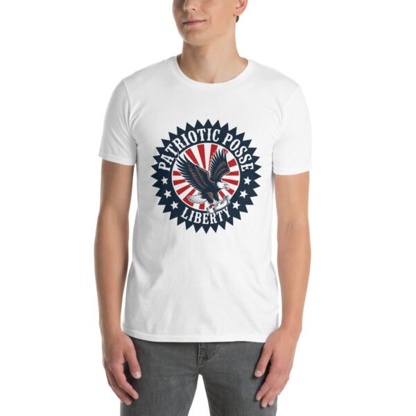 Patriotic Retro Badge T-Shirt for Proud Americans – Eagle & Stars - Patriotic Posse A